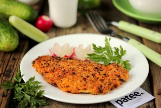 Отбивная из куриной грудки с паприкой