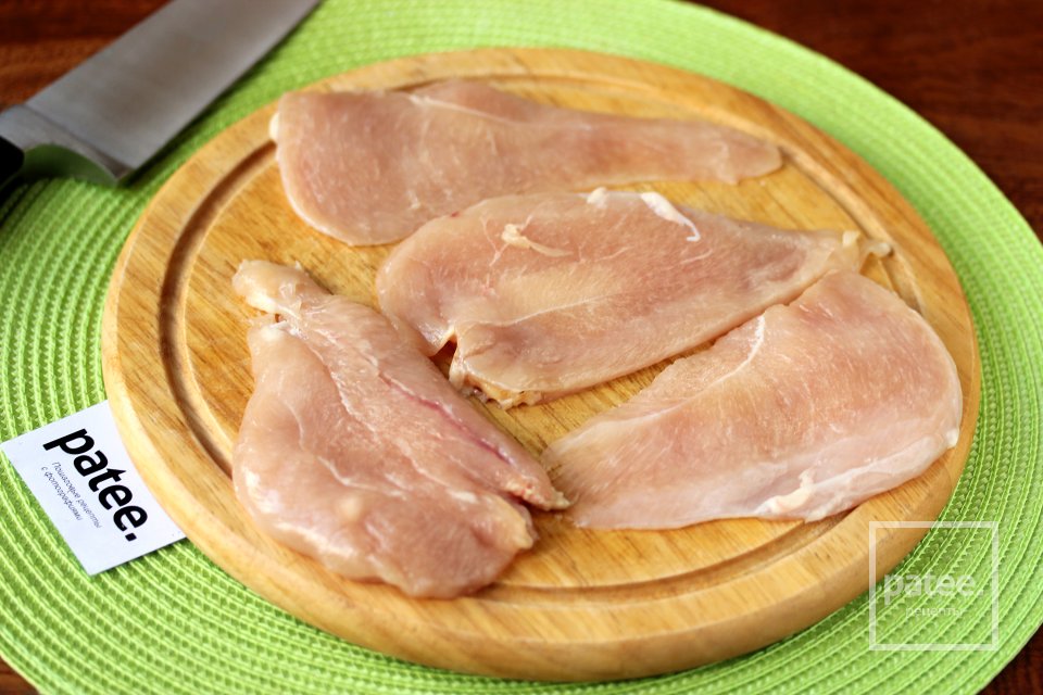 Отбивная из куриной грудки с паприкой - Шаг 2