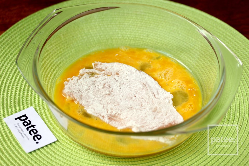 Отбивная из куриной грудки с паприкой - Шаг 9