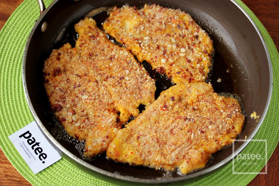 Отбивная из куриной грудки с паприкой - Шаг 12