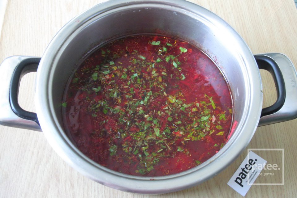 Горячий свекольник с галушками - Шаг 10