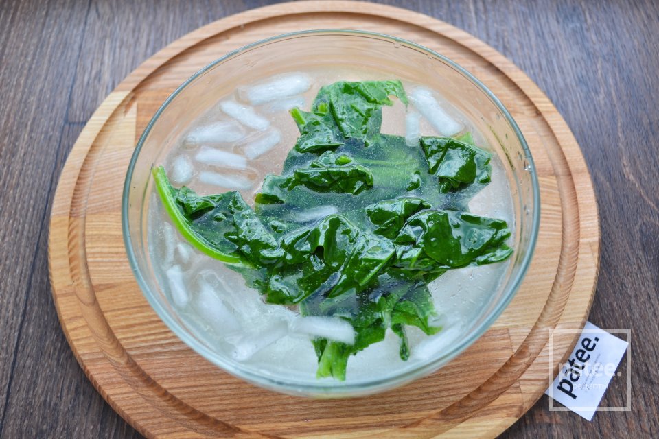 Теплый салат с печенью и шпинатом - Шаг 12