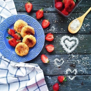 Сырники с кокосовой стружкой - Шаг 1