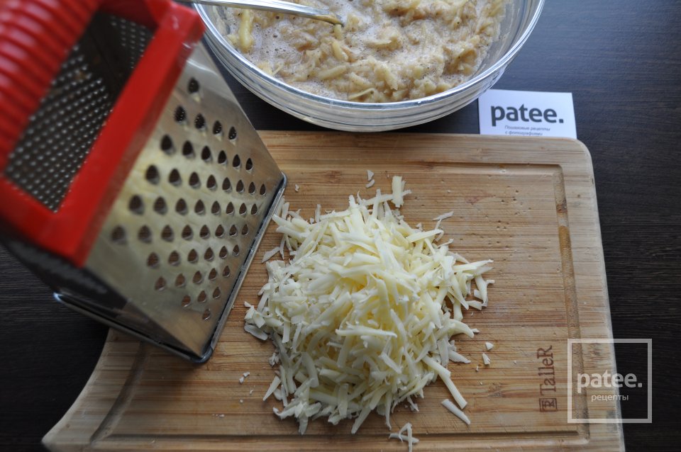 Драники с сырной начинкой - Шаг 5