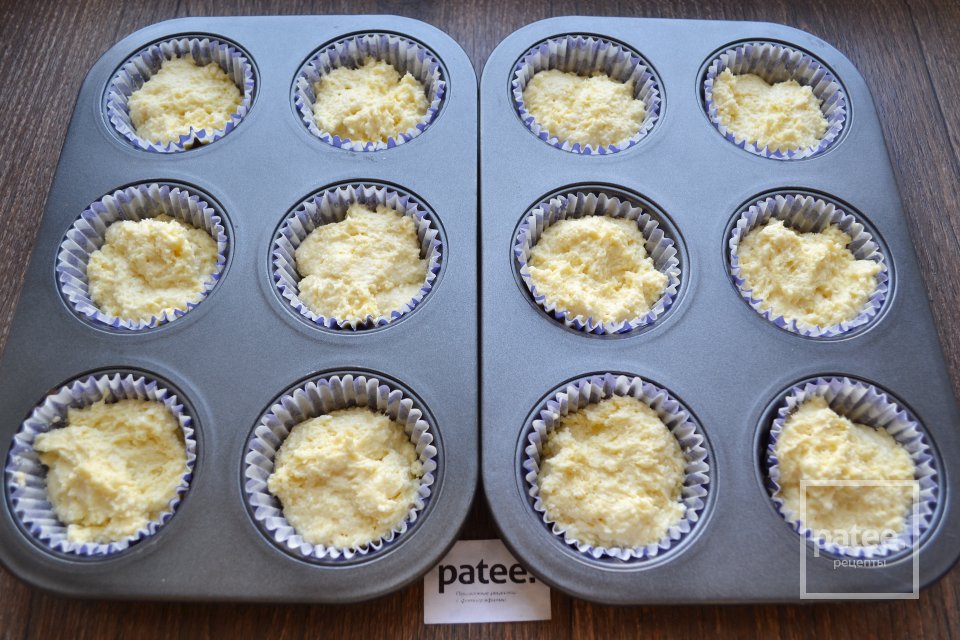 Творожные кексы со сливочной глазурью - Шаг 11