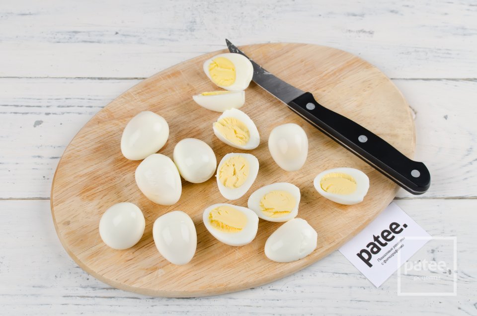 Салат из печени трески с лимонной заправкой - Шаг 5