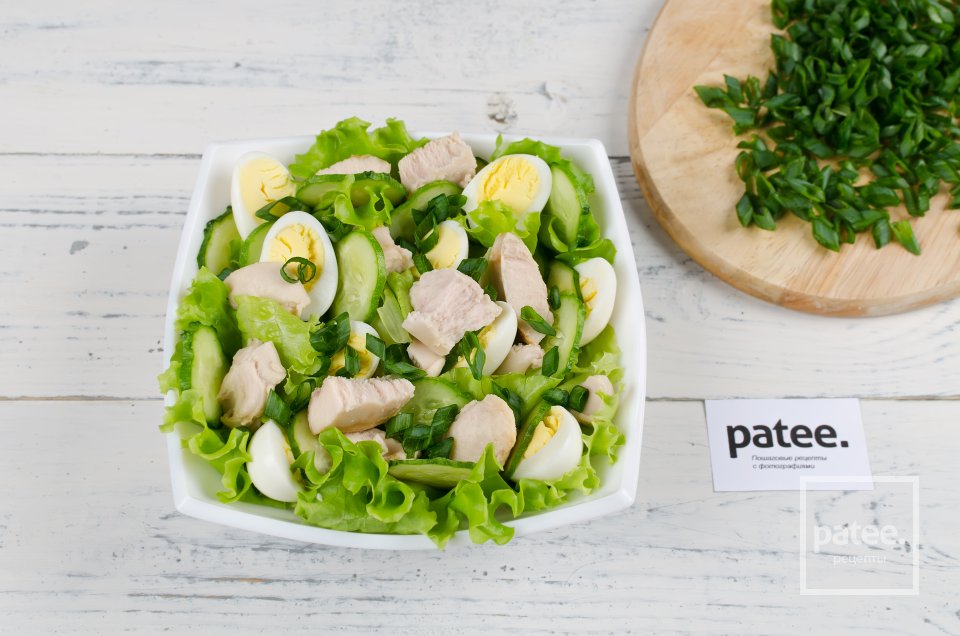 Салат из печени трески с лимонной заправкой - Шаг 8