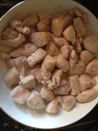 Куриная грудка тушеная в молоке - Шаг 2