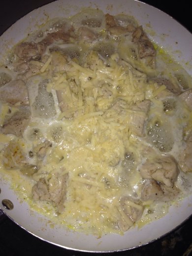 Куриная грудка тушеная в молоке - Шаг 4