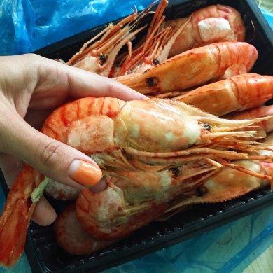 Супербольшие креветки в чесночном соусе - Шаг 1