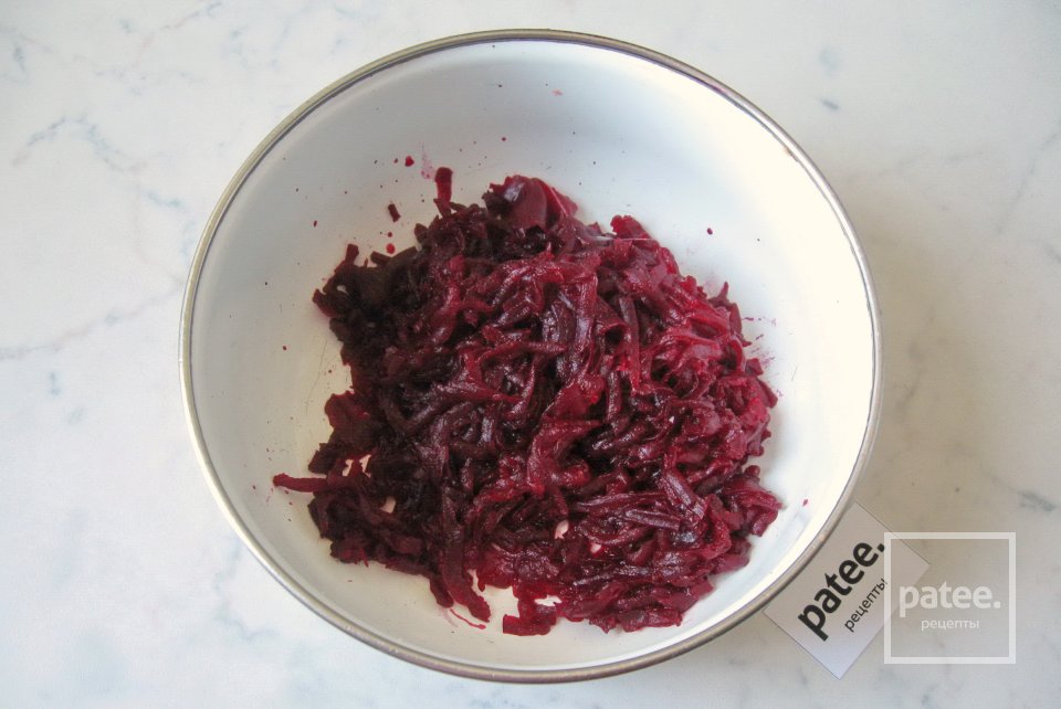 Спагетти со свеклой и брынзой - Шаг 3