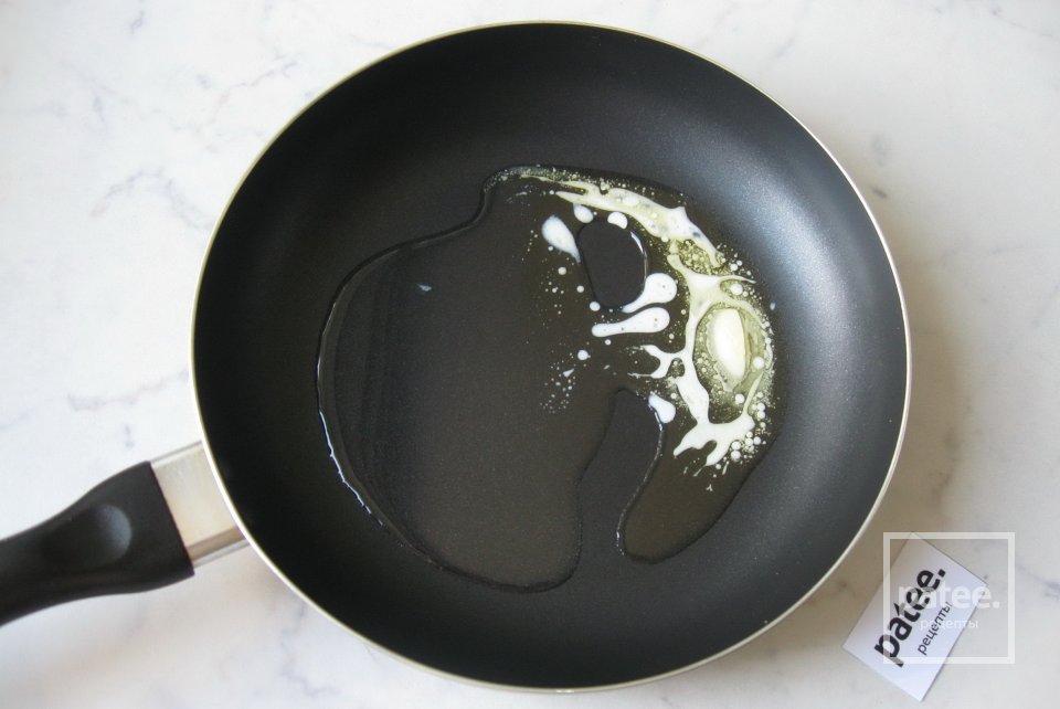 Куриные голени с грибами запеченные в сливках - Шаг 2