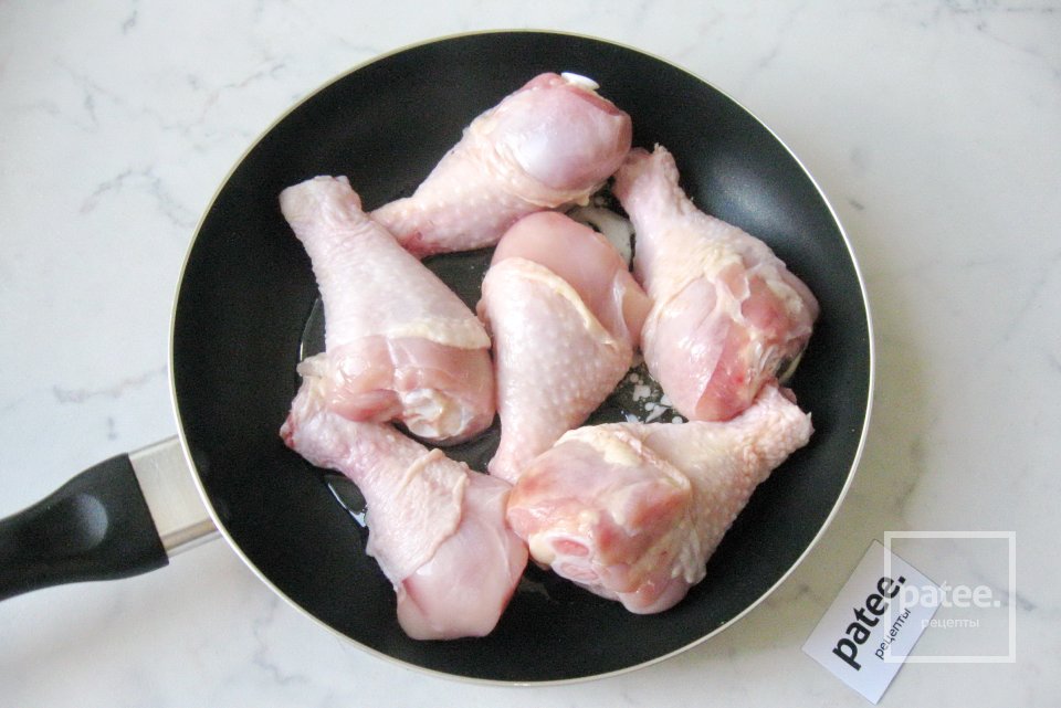 Куриные голени с грибами запеченные в сливках - Шаг 3