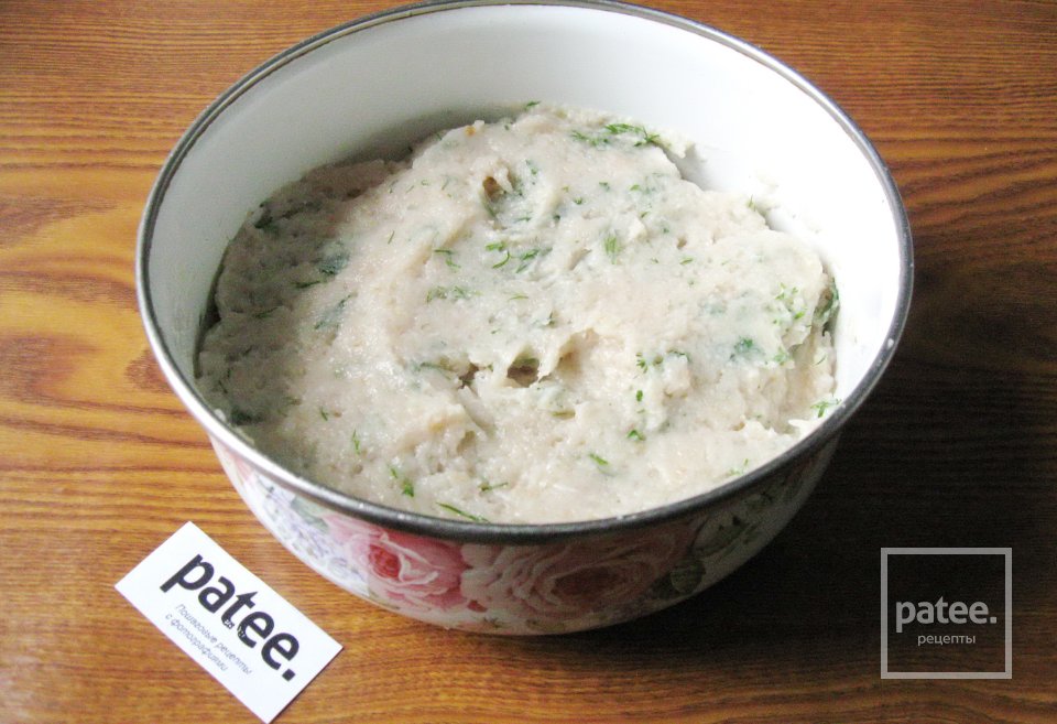 Рулет из куриной грудки с перепелиными яйцами - Шаг 8