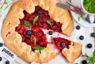 Галета с клубникой