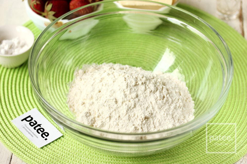 Галета с клубникой - Шаг 2