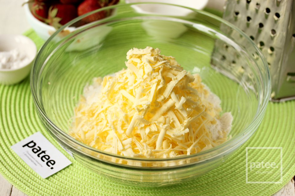 Галета с клубникой - Шаг 4