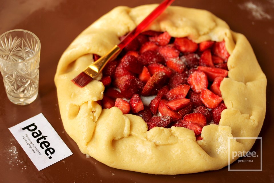 Галета с клубникой - Шаг 11