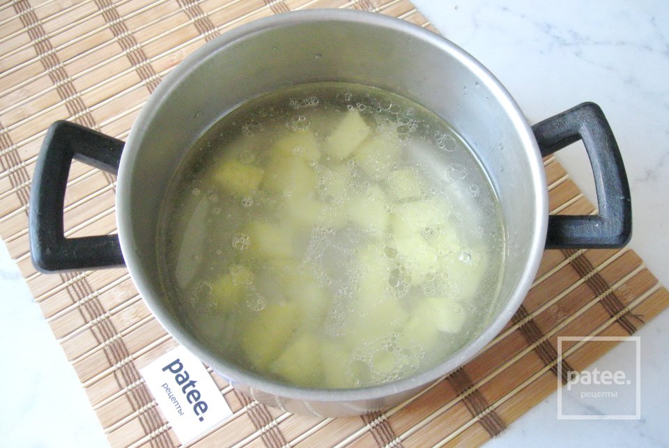 Суп со шпинатом и зеленым горошком - Шаг 3