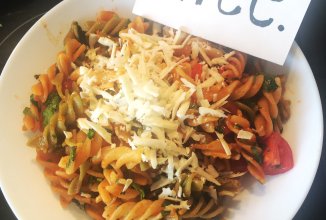 Паста с томатом