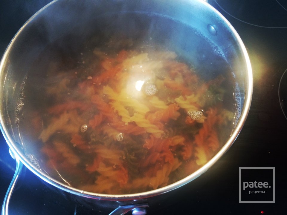 Паста с томатом - Шаг 1