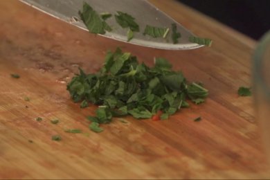 Домашний сметанник с клубникой за 10 минут - приготовление