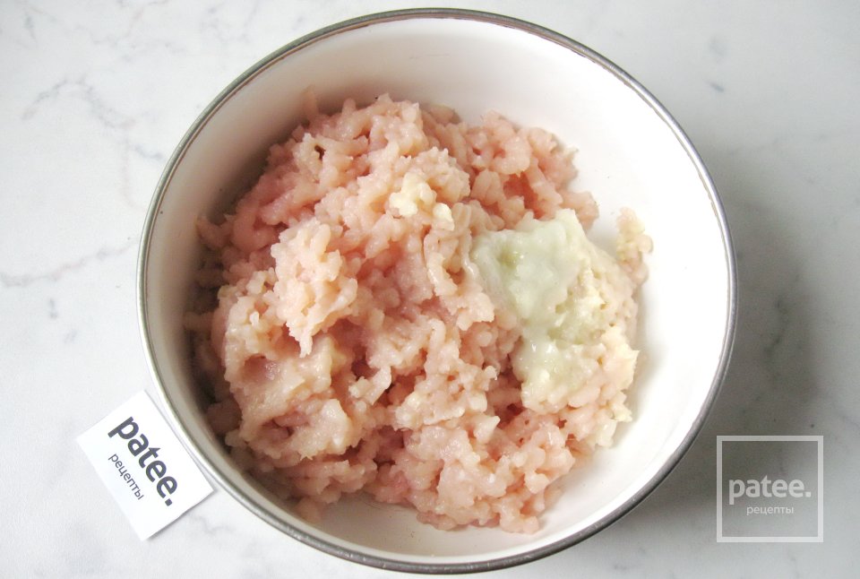 Куриные котлеты с картофелем и сыром - Шаг 4