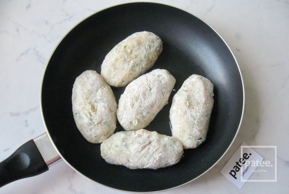 Куриные котлеты с картофелем и сыром - Шаг 11