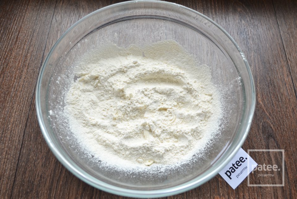 Тарталетки с кремом из белого шоколада и ягодами - Шаг 4