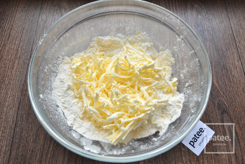 Тарталетки с кремом из белого шоколада и ягодами - Шаг 6