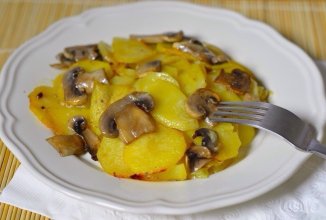 Картошка с грибами в сливках🍴