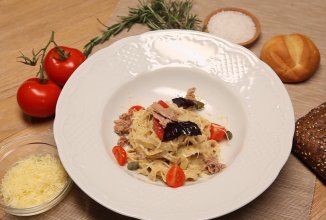 Тальятелле с соусом из тунца