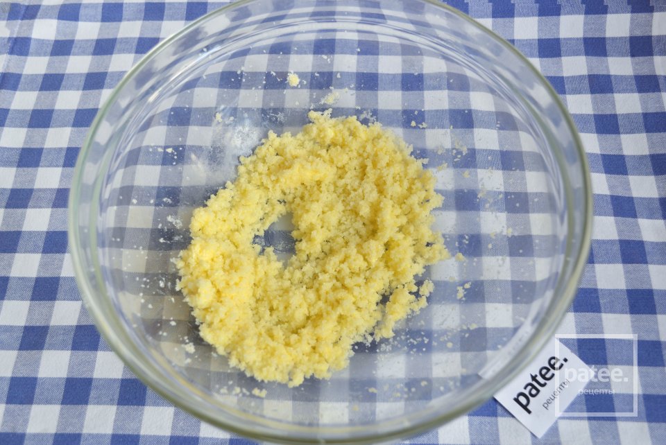 Сметанный кекс в мультиварке - Шаг 4