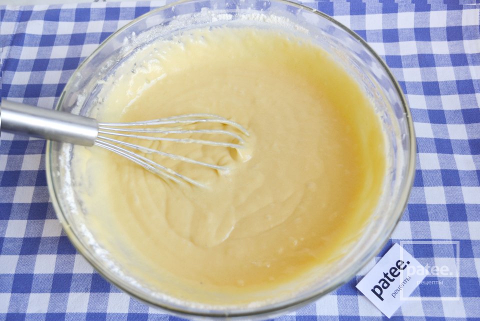 Сметанный кекс в мультиварке - Шаг 10