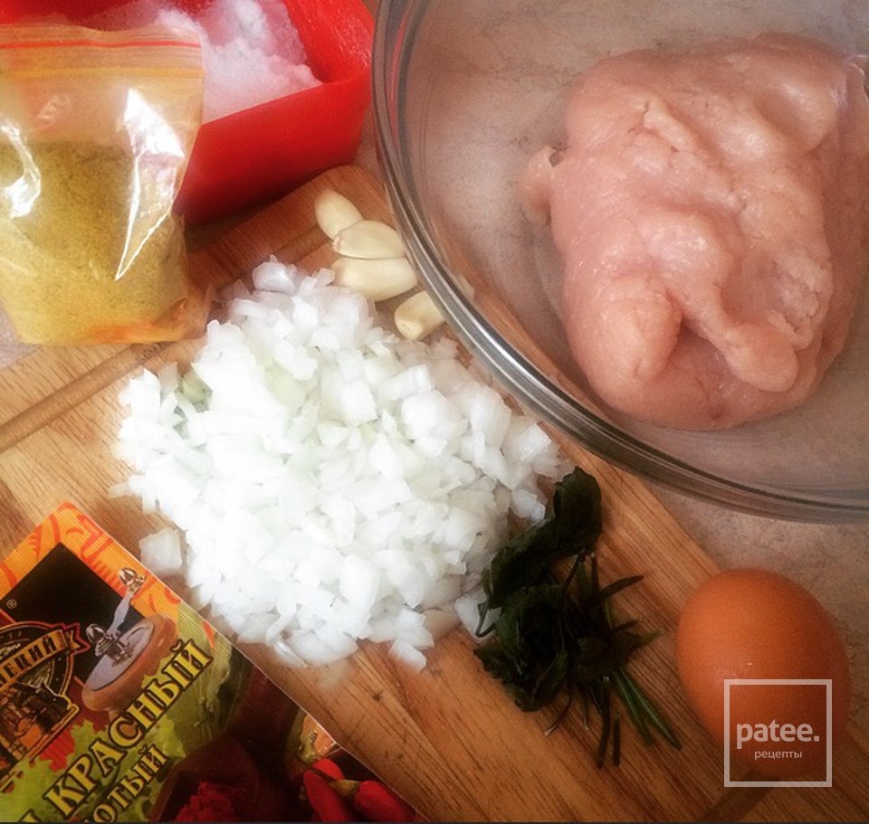 Куриные котлетки - Шаг 1