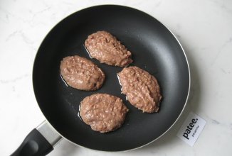 Котлеты из говяжьей печени с картофелем и грибами - Шаг 10