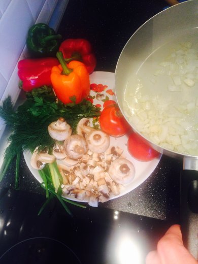 Перец фаршированный овощами и рисом, под сырной корочкой! - Шаг 2