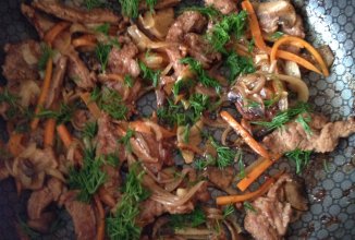 Острая говядина с овощами