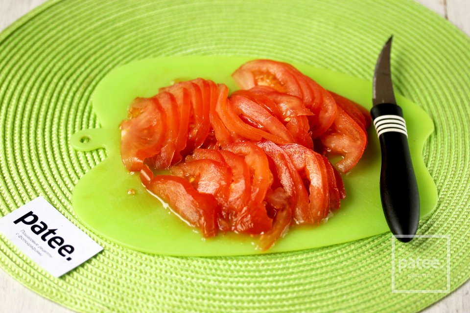 Кабачковый торт с сыром и помидорами - Шаг 10