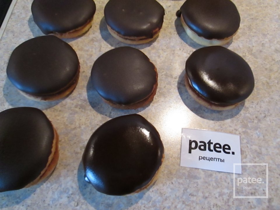 Пирожное песочное, глазированное шоколадной помадкой - Шаг 17