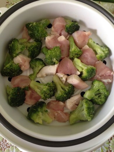 Пицца с брокколи и креветками - Шаг 2