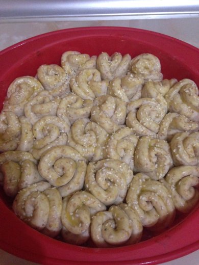 Отрубной хлеб в виде розочек - Шаг 7