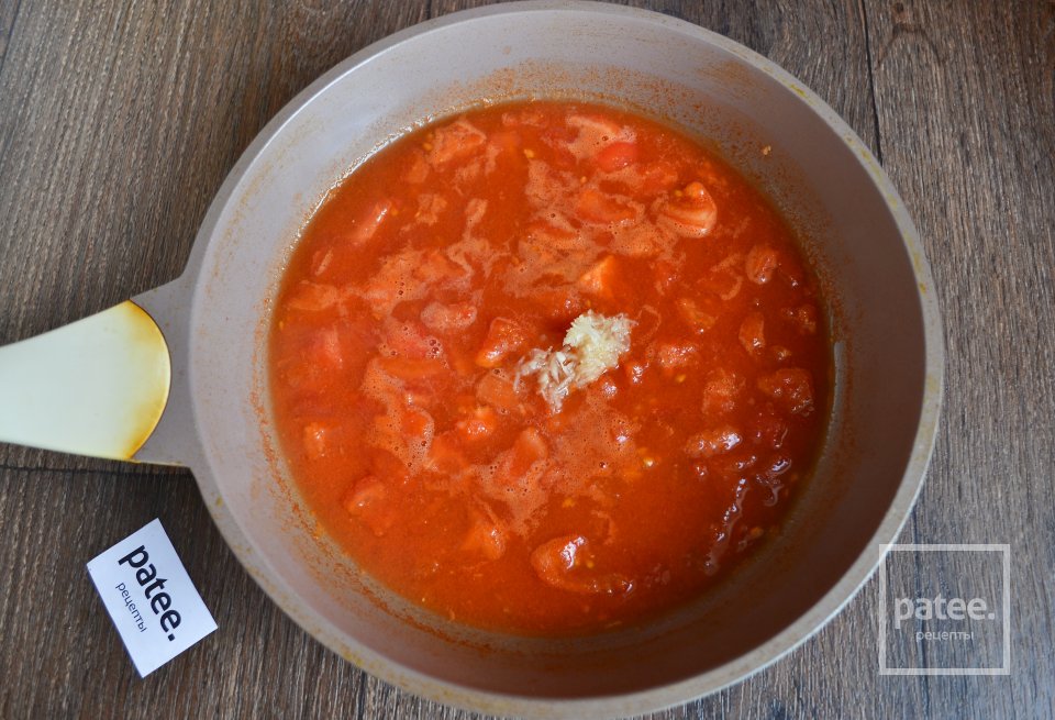 Спагетти с томатным соусом и фрикадельками - Шаг 13