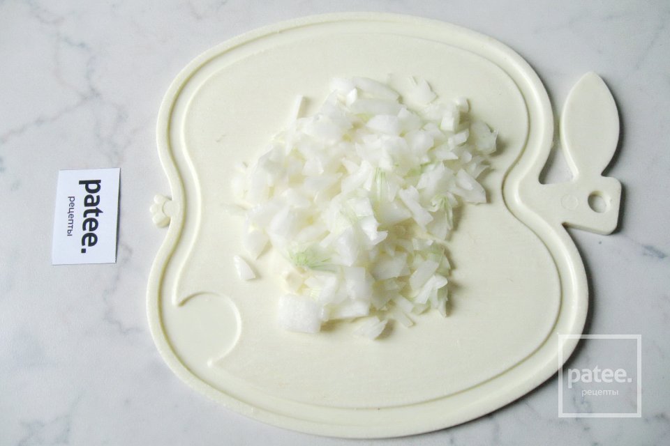 Суп с фрикадельками и молодой капустой - Шаг 4