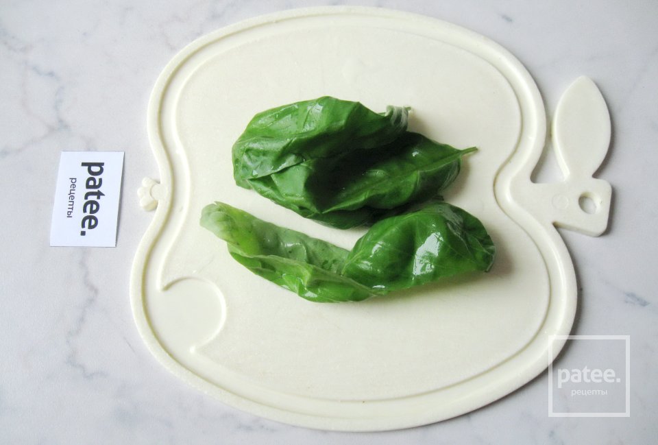 Суп с фрикадельками и молодой капустой - Шаг 8