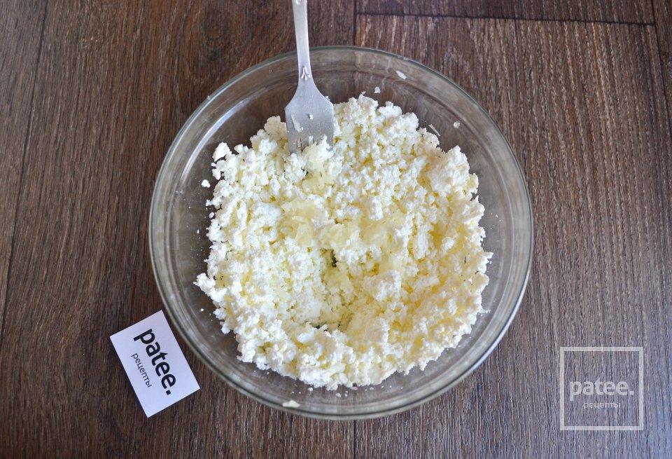 Салат с творогом и томатами - Шаг 3