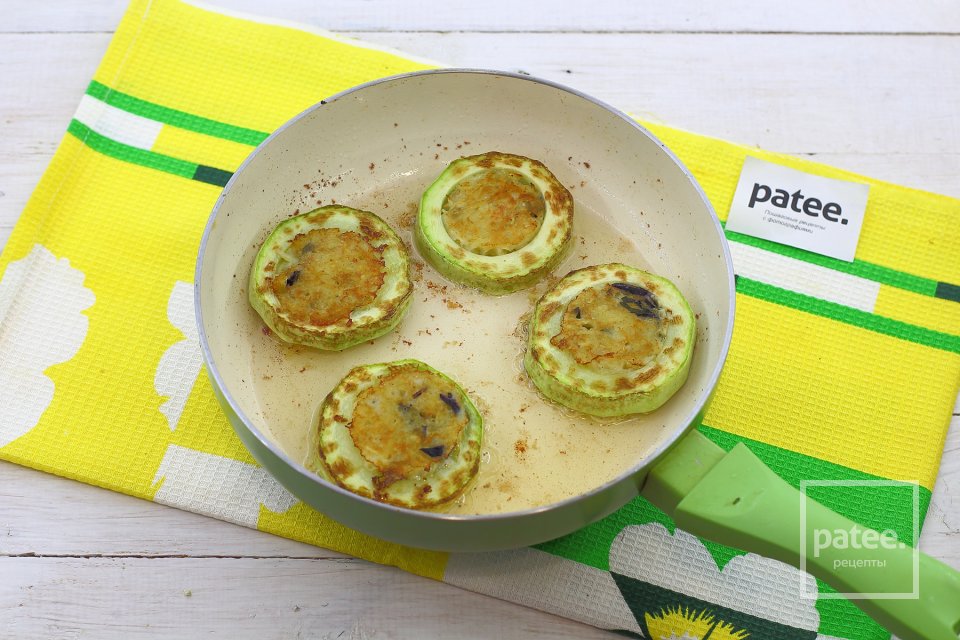 Драники с картофелем и кабачками - Шаг 12