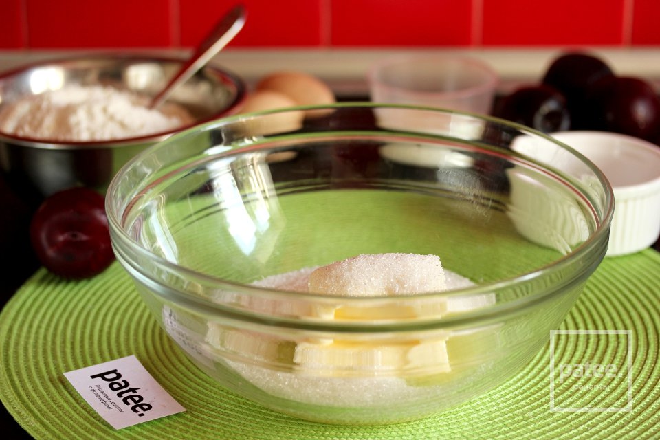 Пирог со сливами - Шаг 3