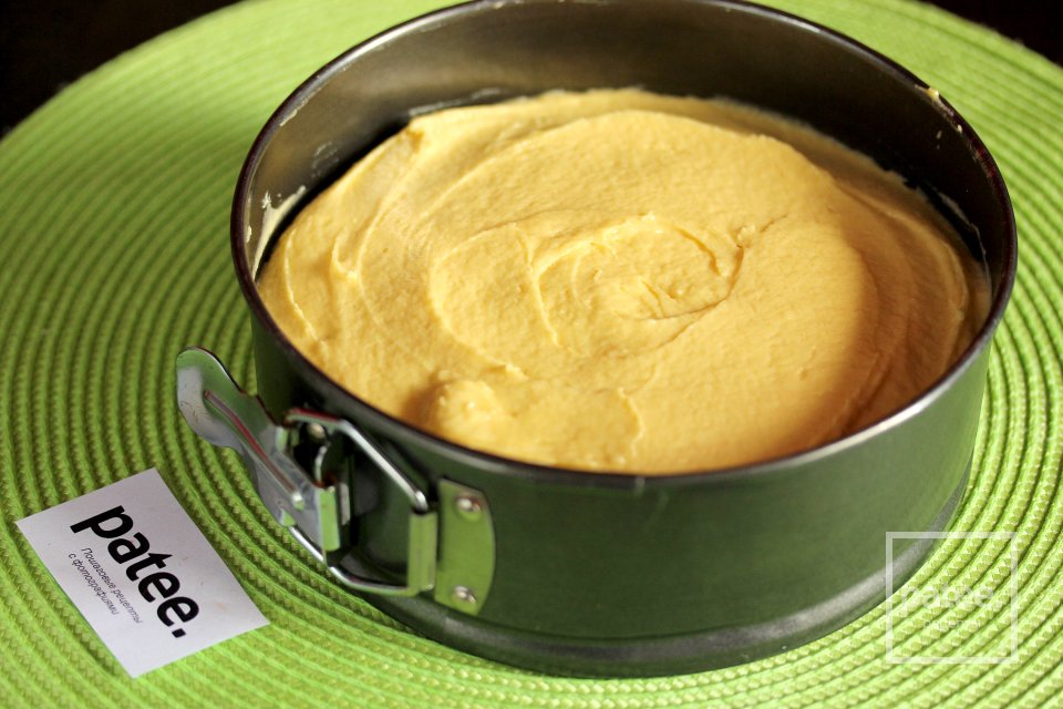 Пирог со сливами - Шаг 12