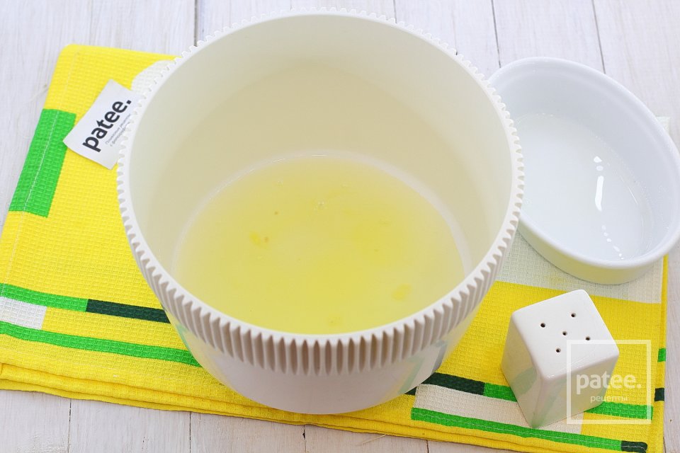 Меренга со взбитыми сливками - Шаг 2